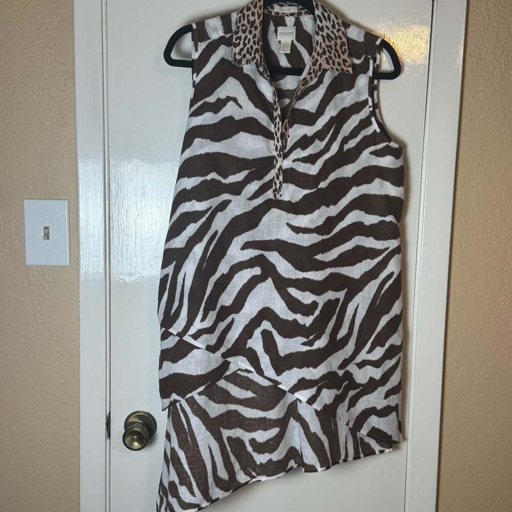 Chico's No-Iron Linen Asymmetrical Top in Zebra and Leopard Animal Print Med